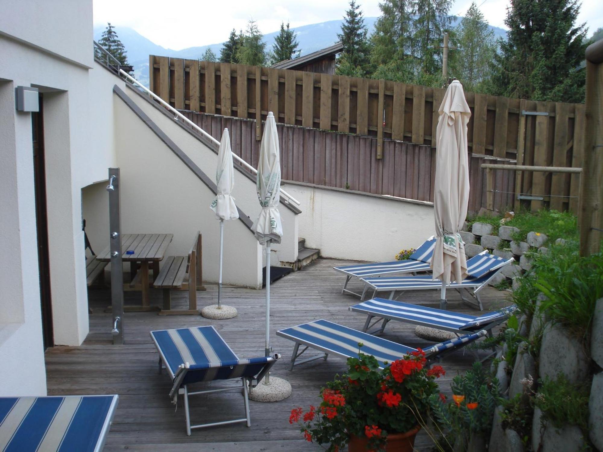Sporthotel Rasen Rasùn di Sotto Exterior foto